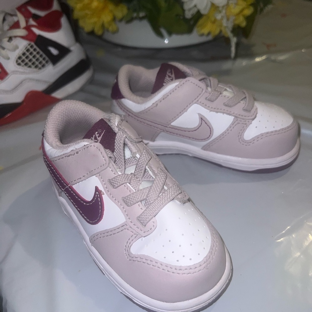 Nike Kids Sneakers - White and Purple